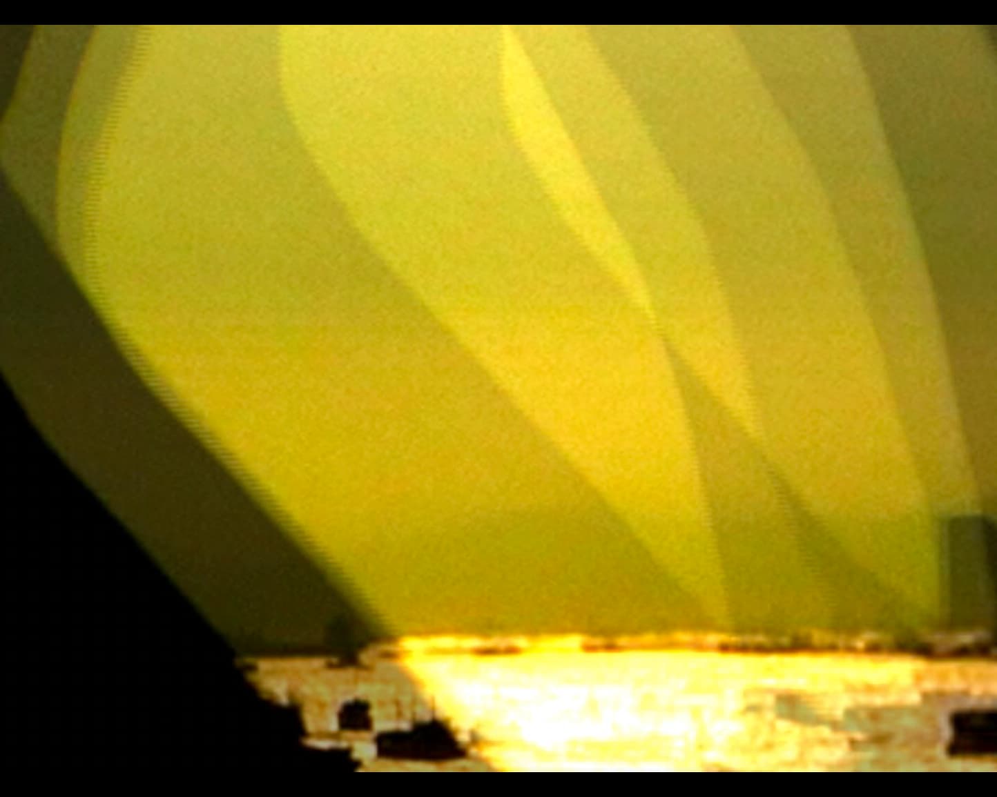 A Video Sketch Made in a Gentleman’s Room on the 8th Floor of the Former GSD Building 攝於前政府物料供應署八樓男洗手間內的錄像素描