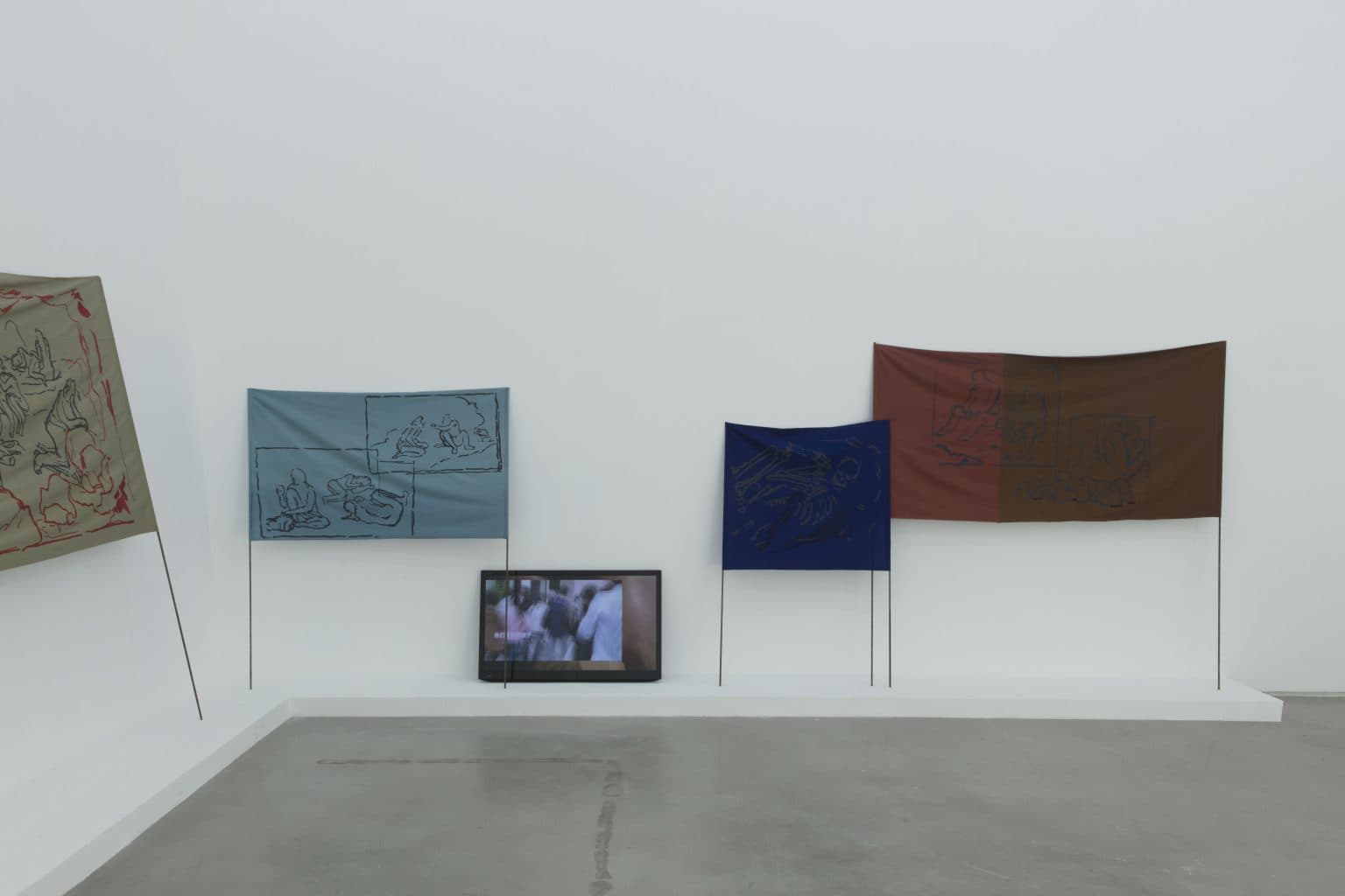 We need to make some arrows overnight 我們需要連夜打制一些箭鏃出來