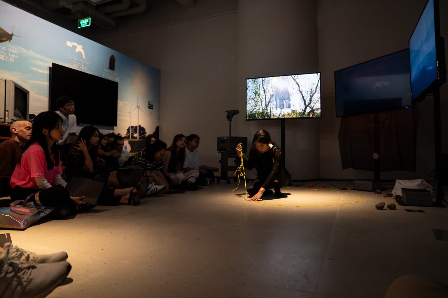 Pave Your Path: Sweet Loss  -Joint Virtual-Physical Performance- Pave Your Path: 甜蜜的損失 聯合線上現場表演