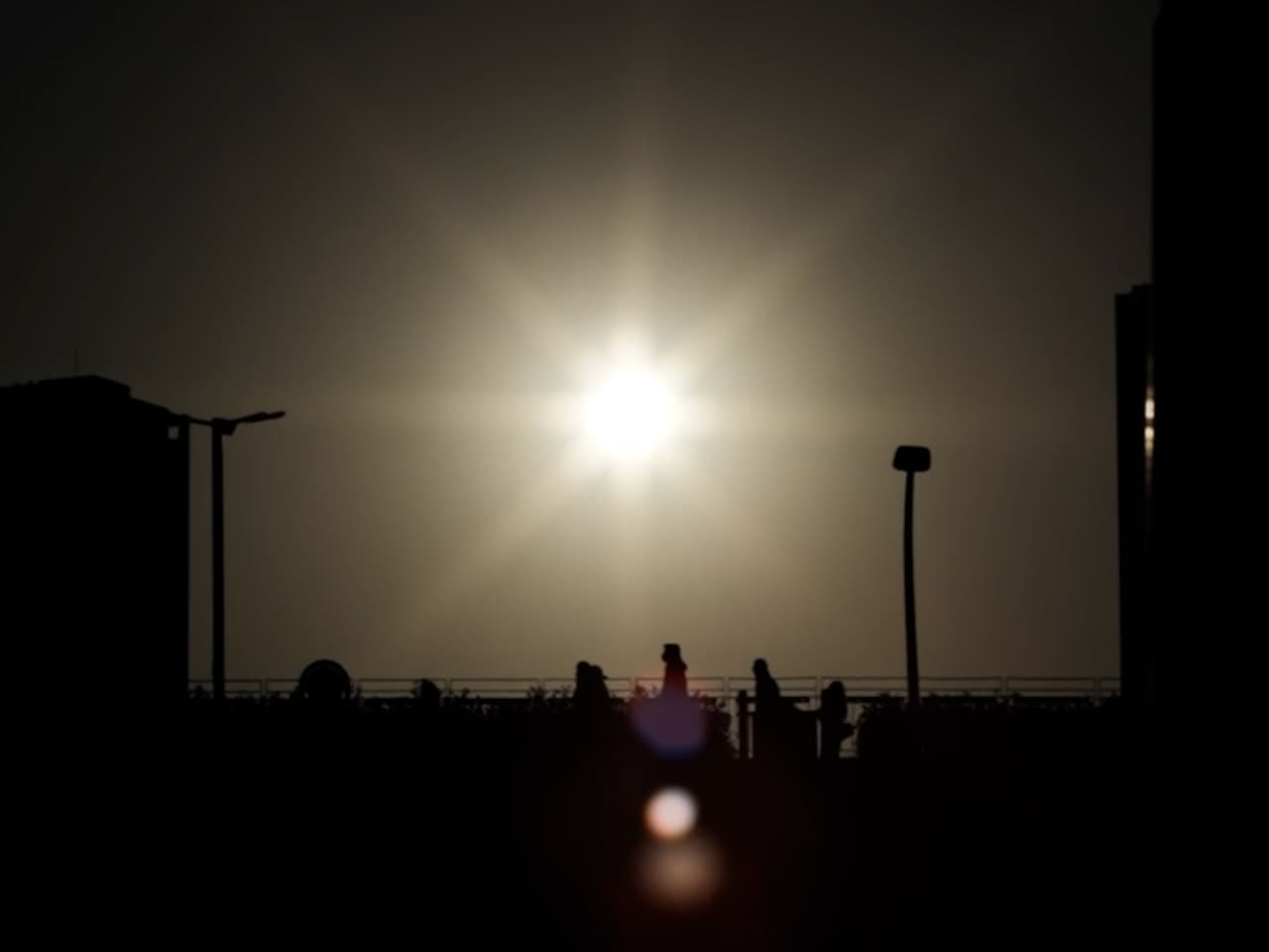 The Star Within Your Sun 你的太陽像顆星